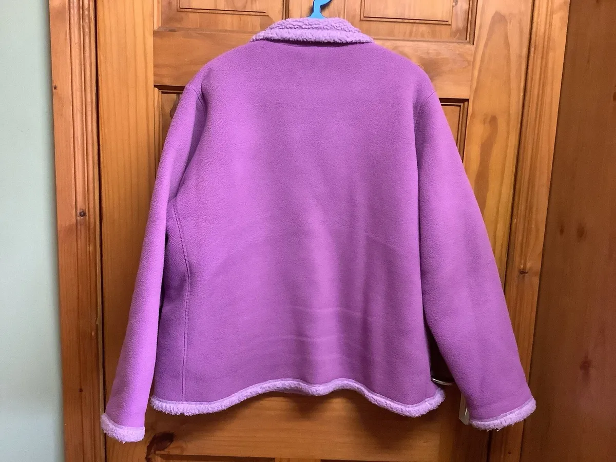 Fleece jacket size 22/24 - Image 2