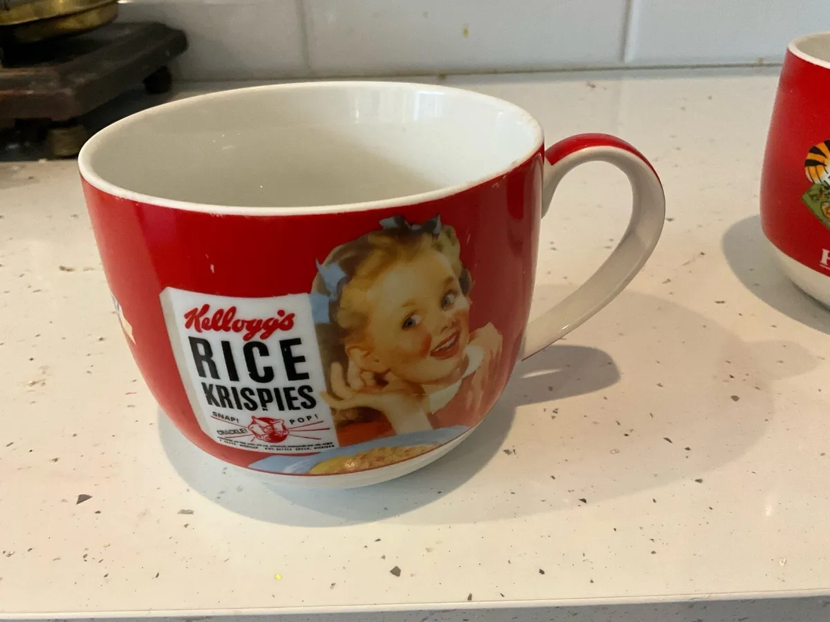 Vintage Kellogg’s Bowls/Large Cups - Image 3