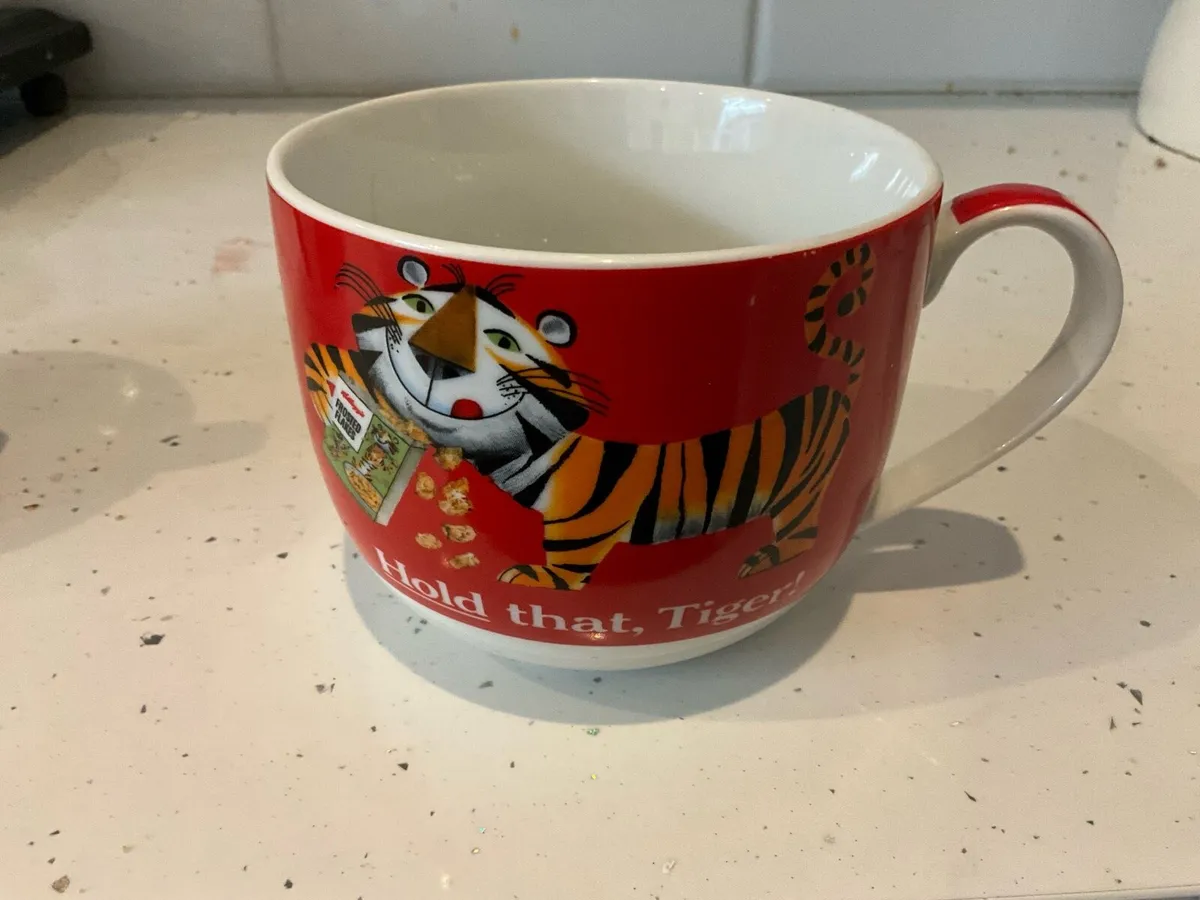 Vintage Kellogg’s Bowls/Large Cups - Image 4