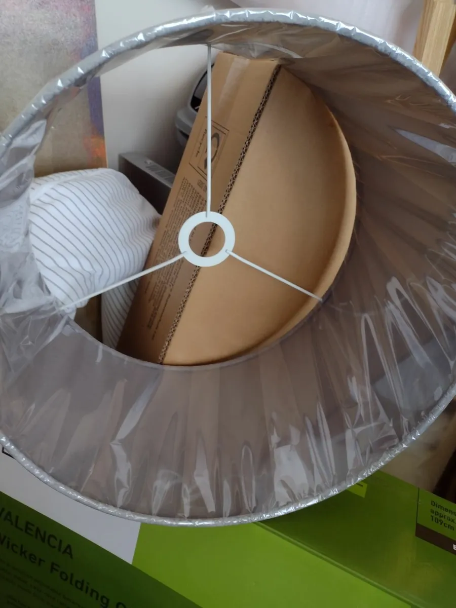 New large grey velvet lamp shade - Image 3