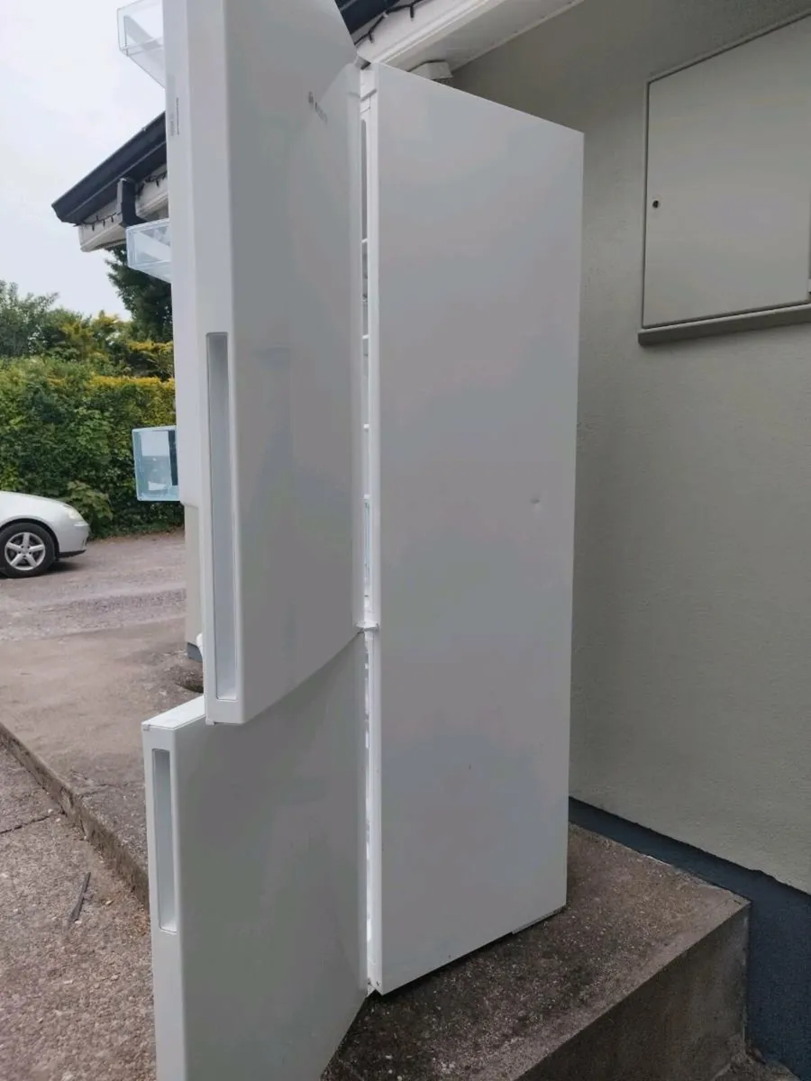 Bosch Freestanding Fridge Freezer - Image 2