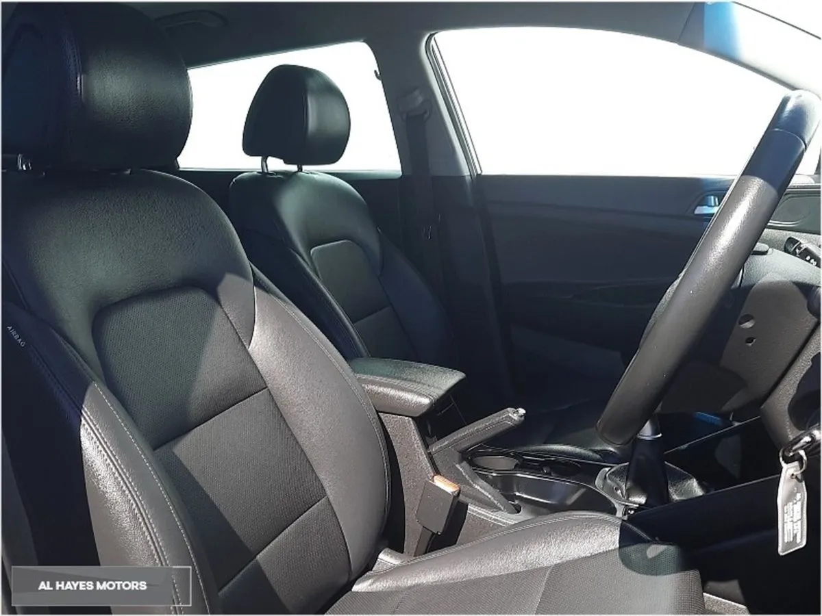Hyundai Tucson  full Leather 1.7 D Executive SE - Image 4