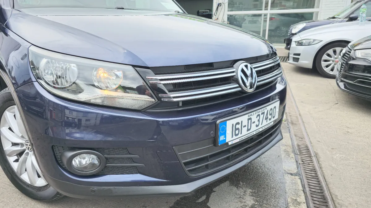 Volkswagen Tiguan 2016 PANORAMIC&SUNROOF - Image 4