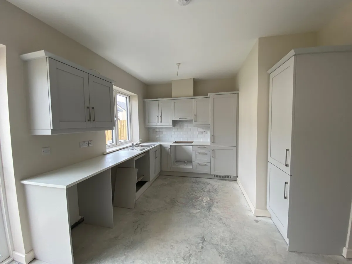 Full brand new Kitchen - Image 2