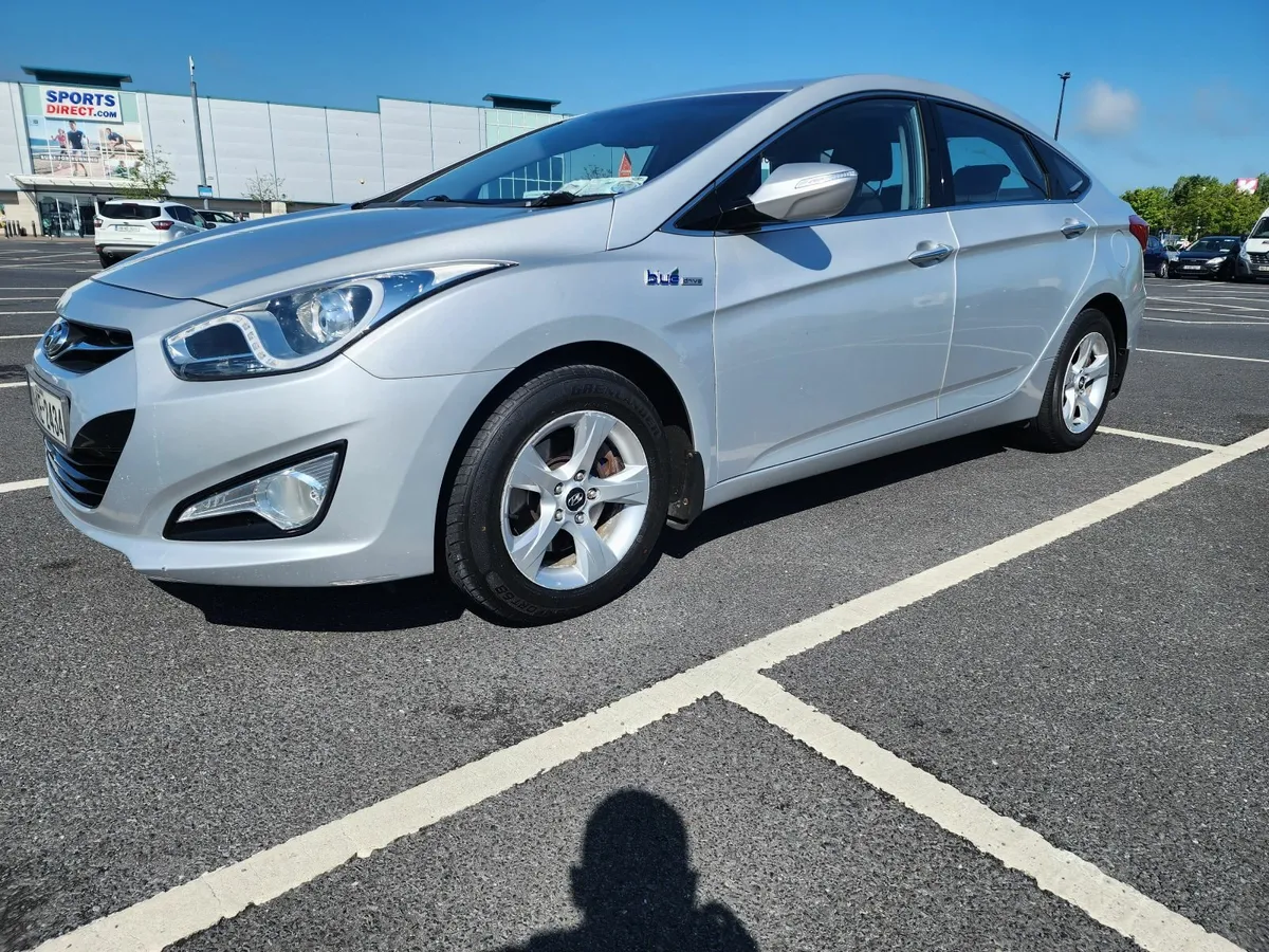 Hyundai i40 2013 - Image 2