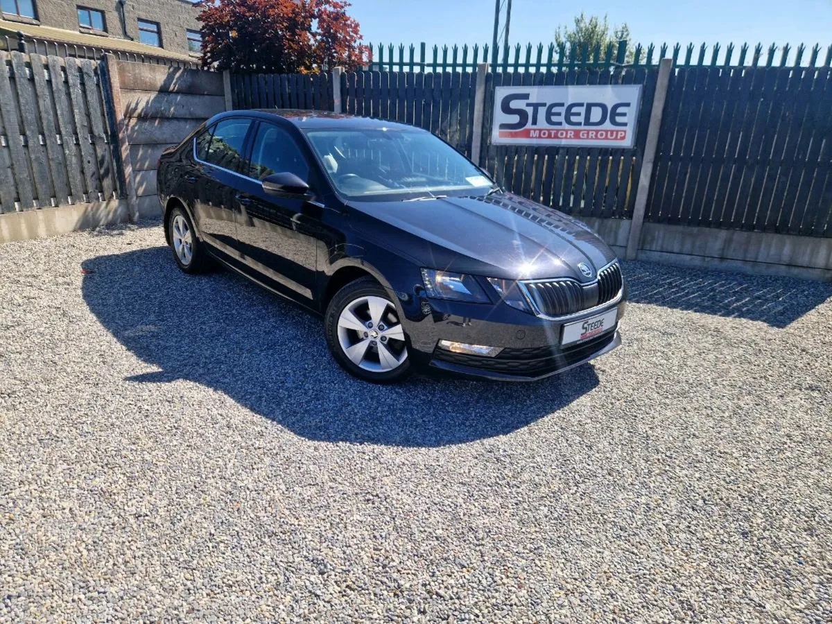 181 Skoda Octavia 1.6 TDI SE 5 door - Image 2