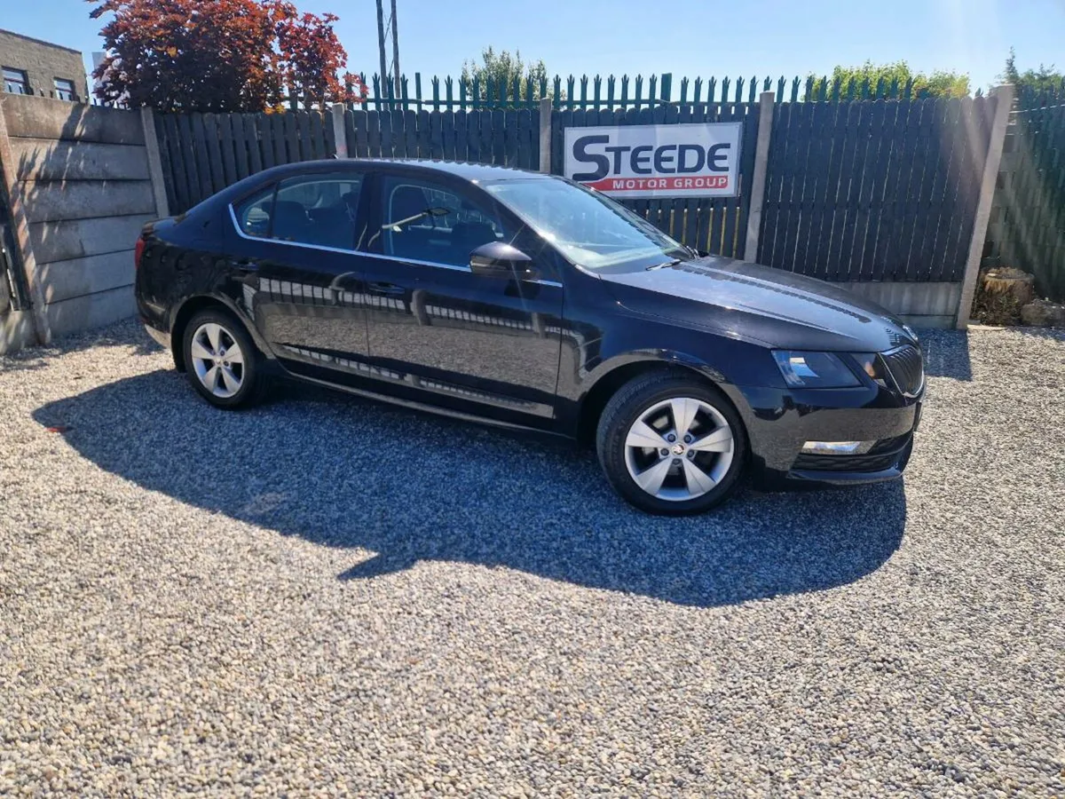 181 Skoda Octavia 1.6 TDI SE 5 door - Image 3