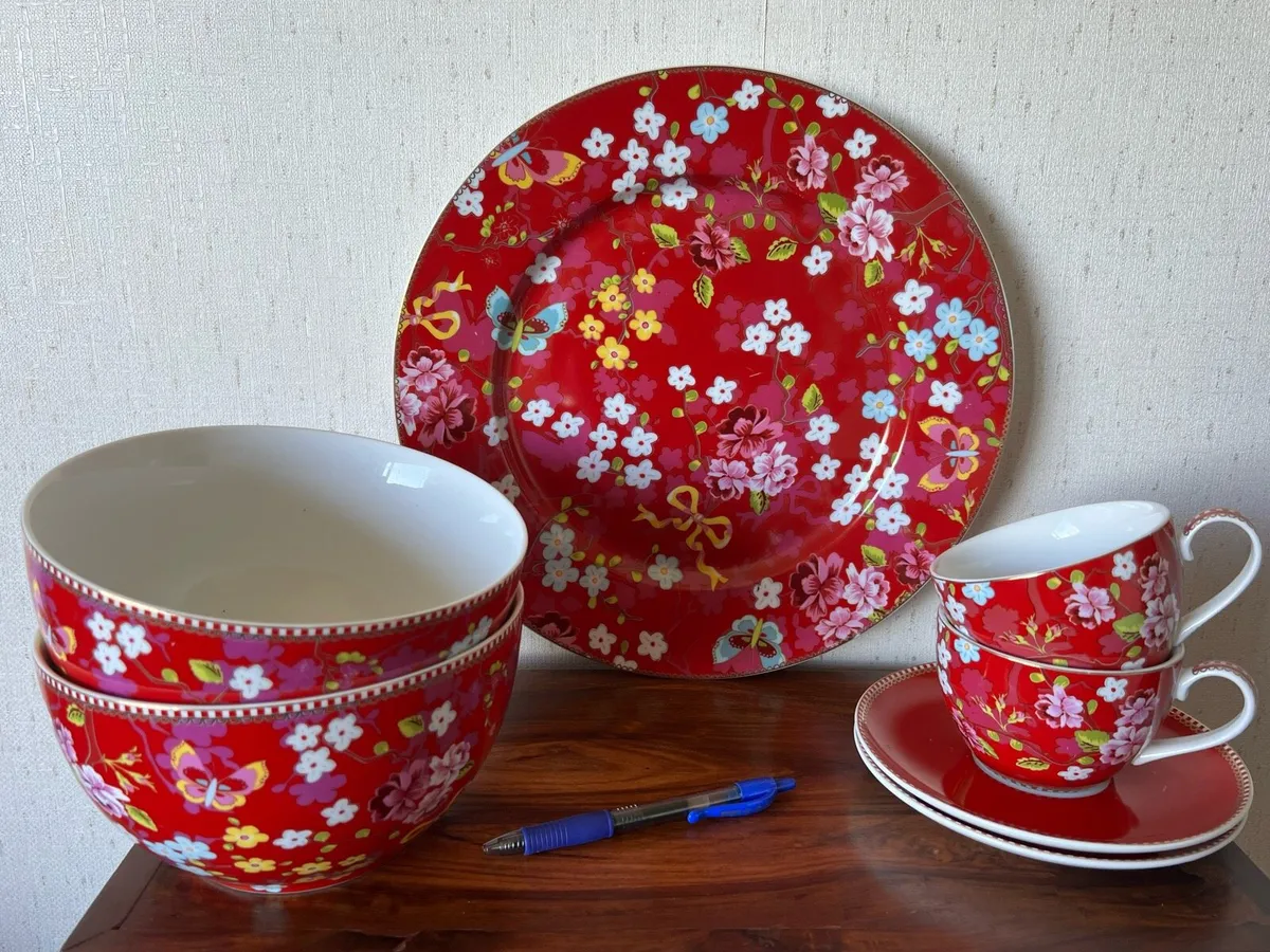 Pip Studio Collection. Plate, bowl, cup & saucer - Image 2