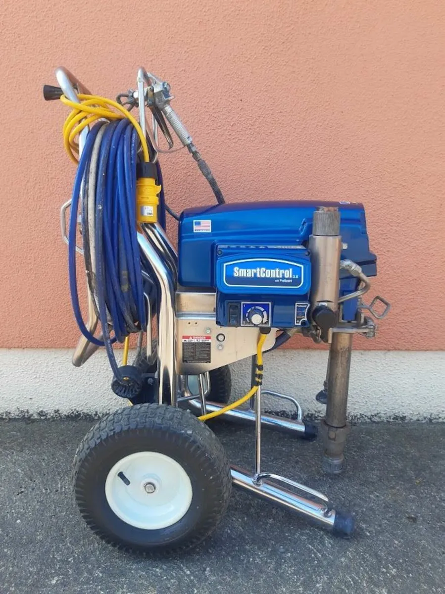 Airless paint sprayer - Image 1