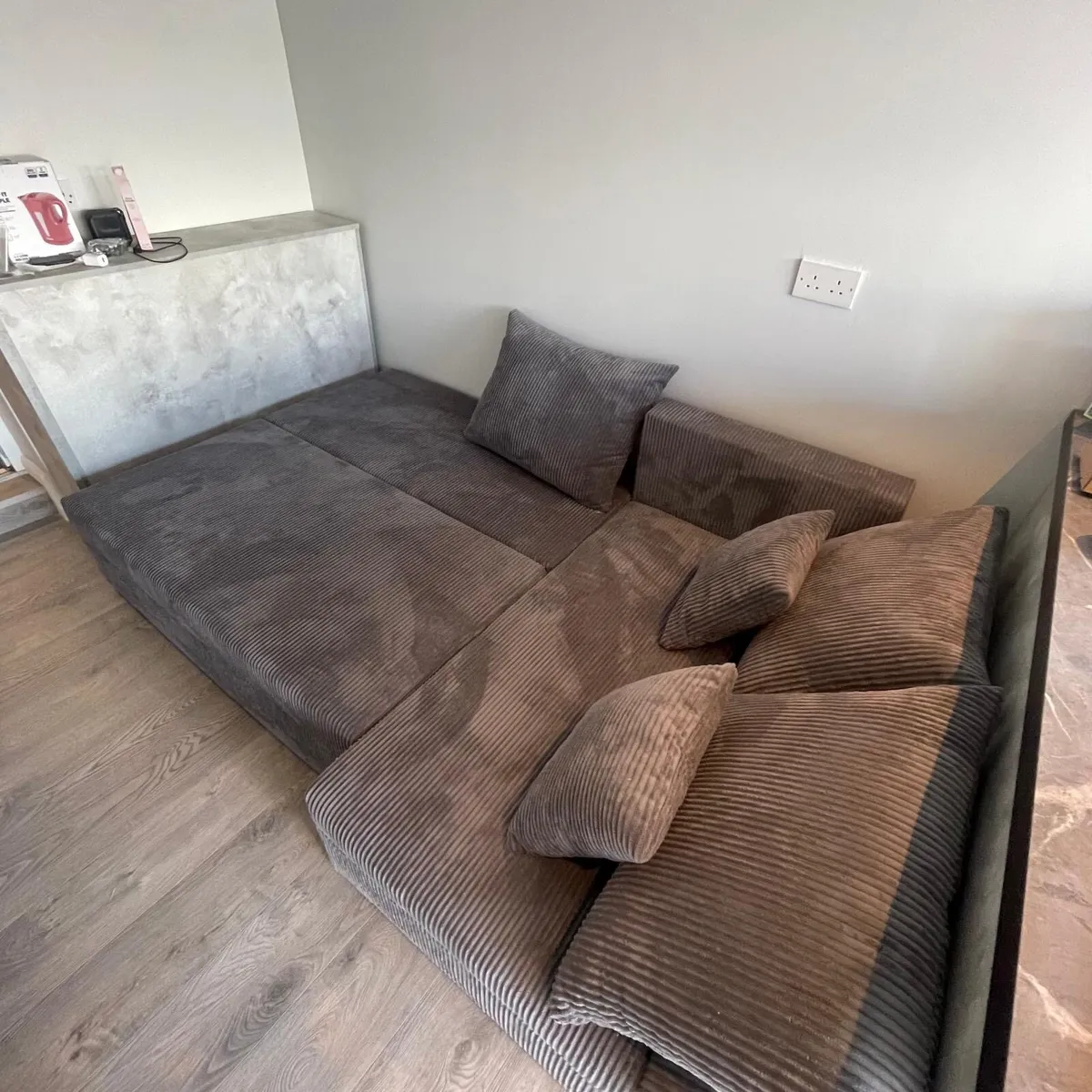 Sofa bed new - Image 4