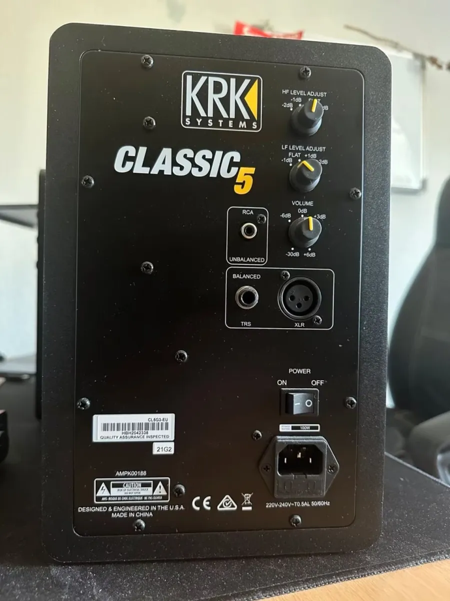 Krk Classic 5 + monitor stand and cable - Image 3