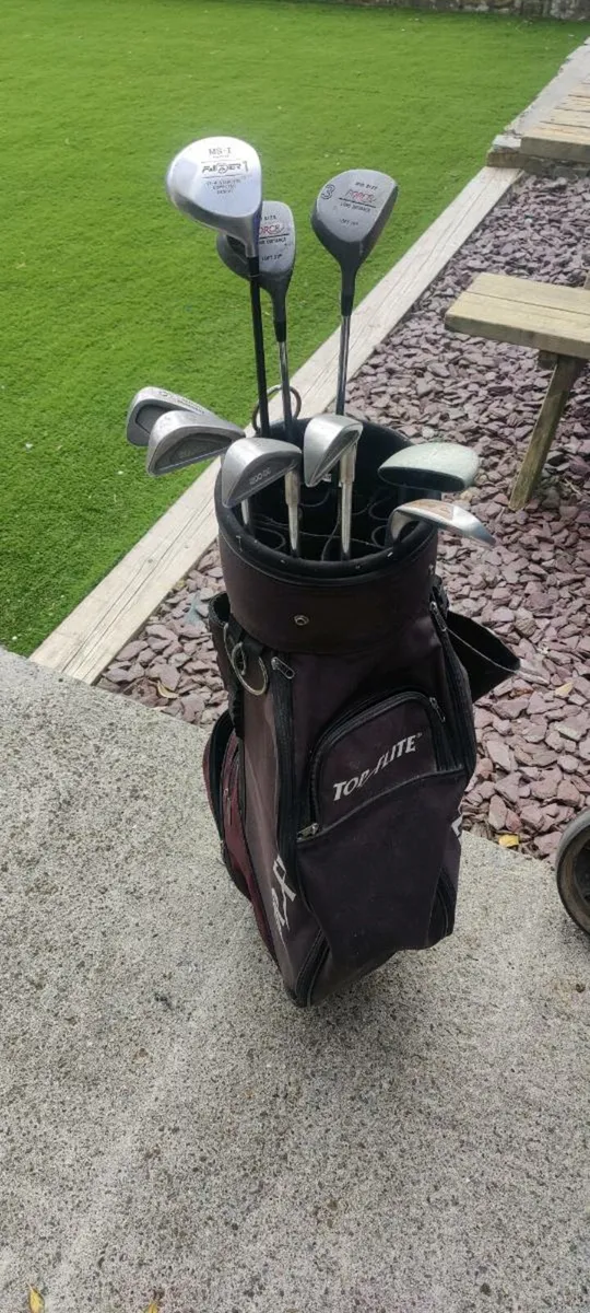 Golf clubs and bag - Image 3
