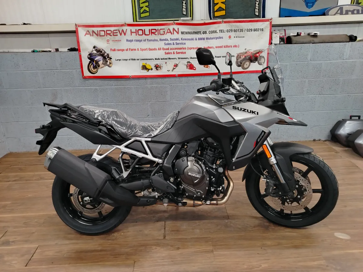 Suzuki DL800 V Strom - Image 1