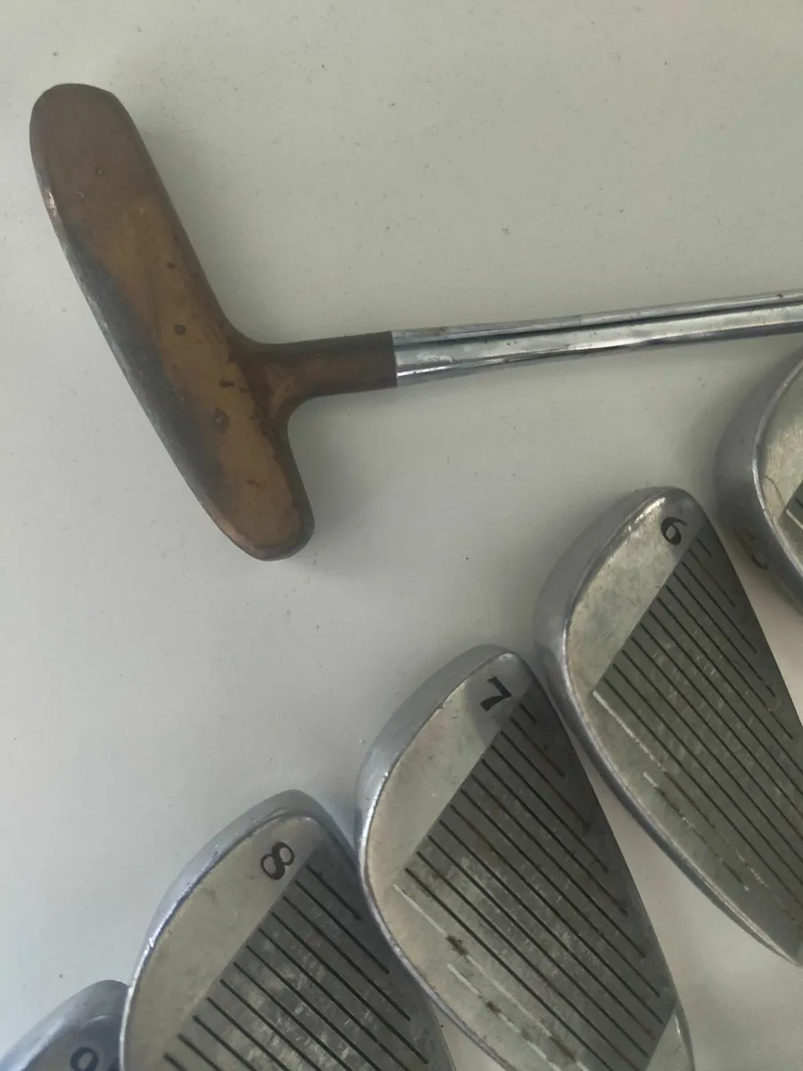 Nick faldo professional tour  Golf irons - Image 3