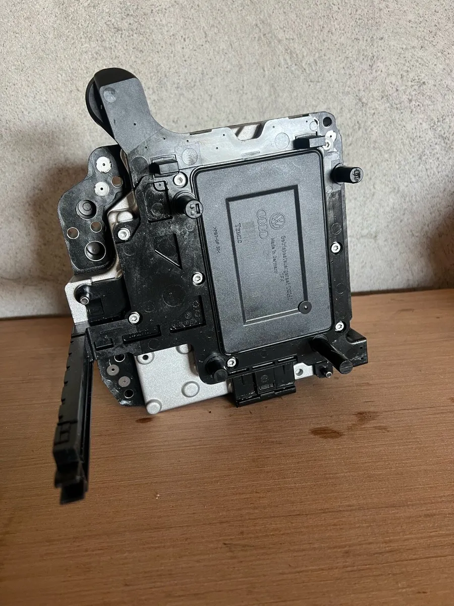 Mechatronic DQ250 Volkswagen for parts/fix - Image 3