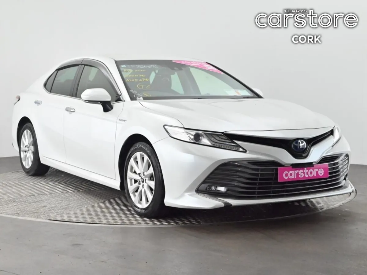 Toyota Camry Camry Axvh70 4DR Auto - Image 1