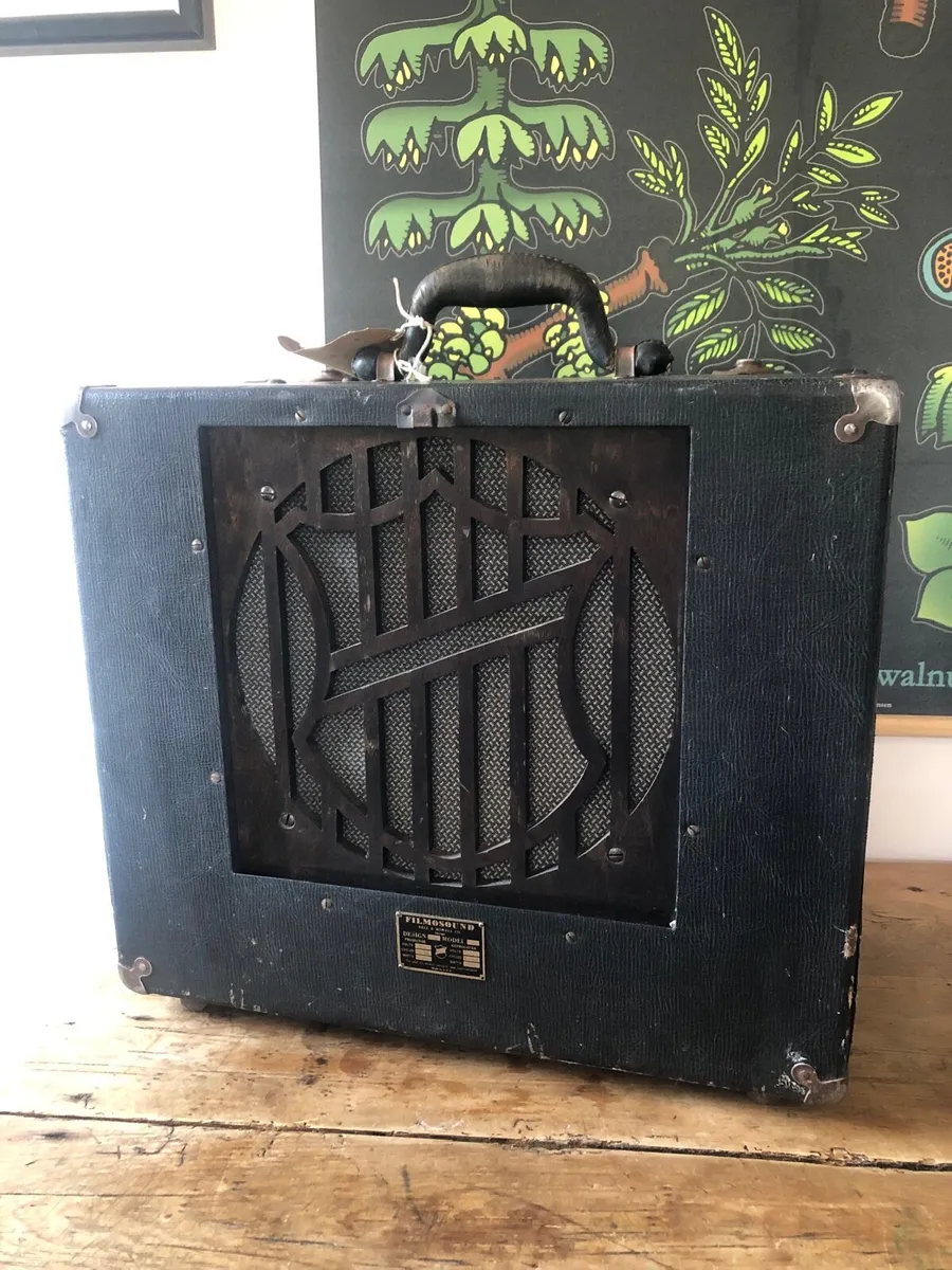 Bell and Howell speaker cabinet - Image 1