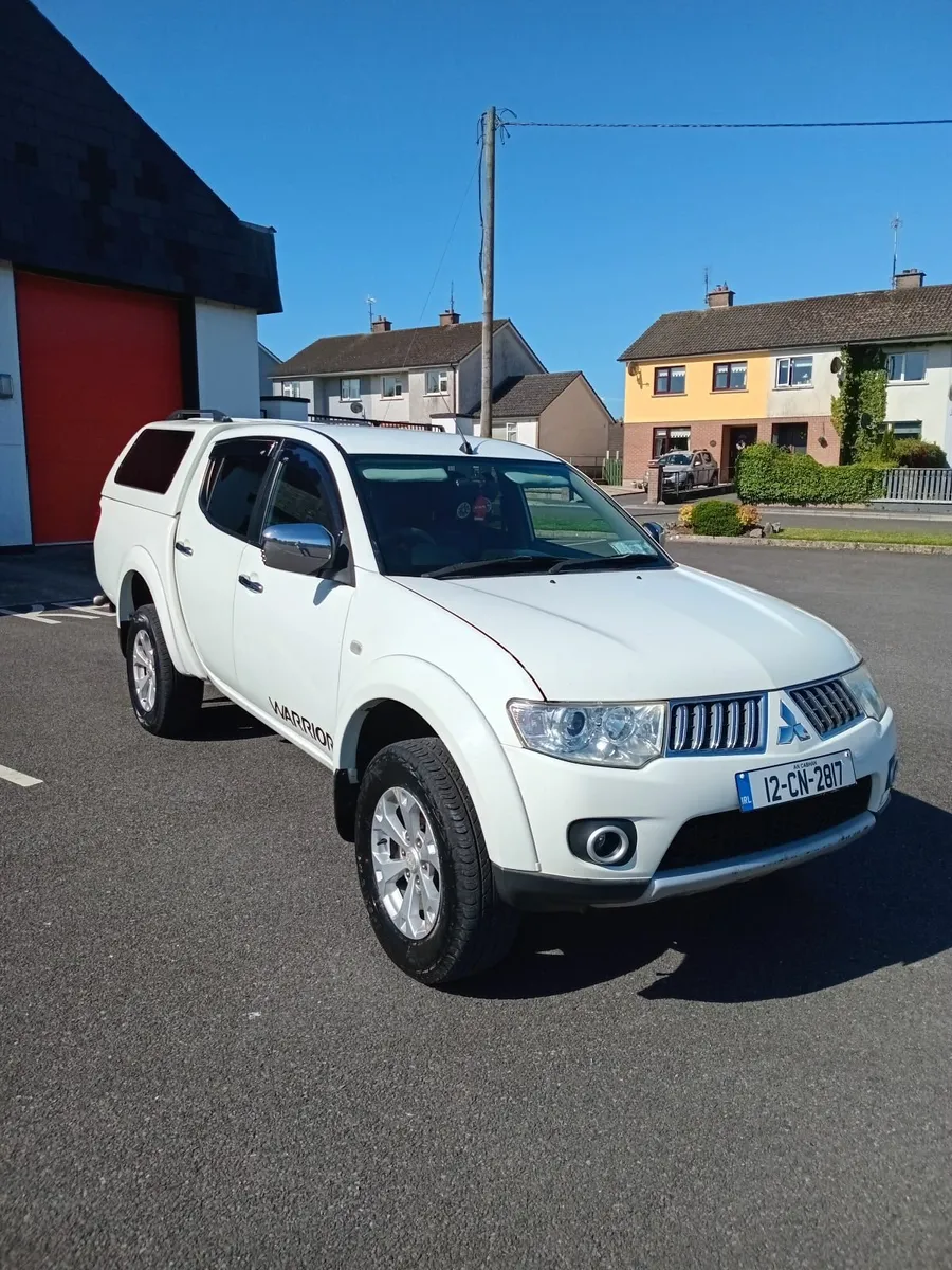 Mitsubishi L200 2012 - Image 1