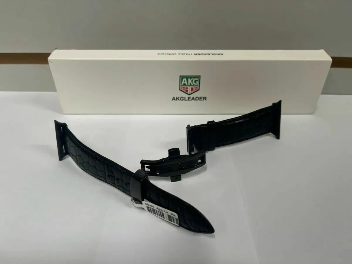 Leather Apple Watch Strap 40mm - Image 3