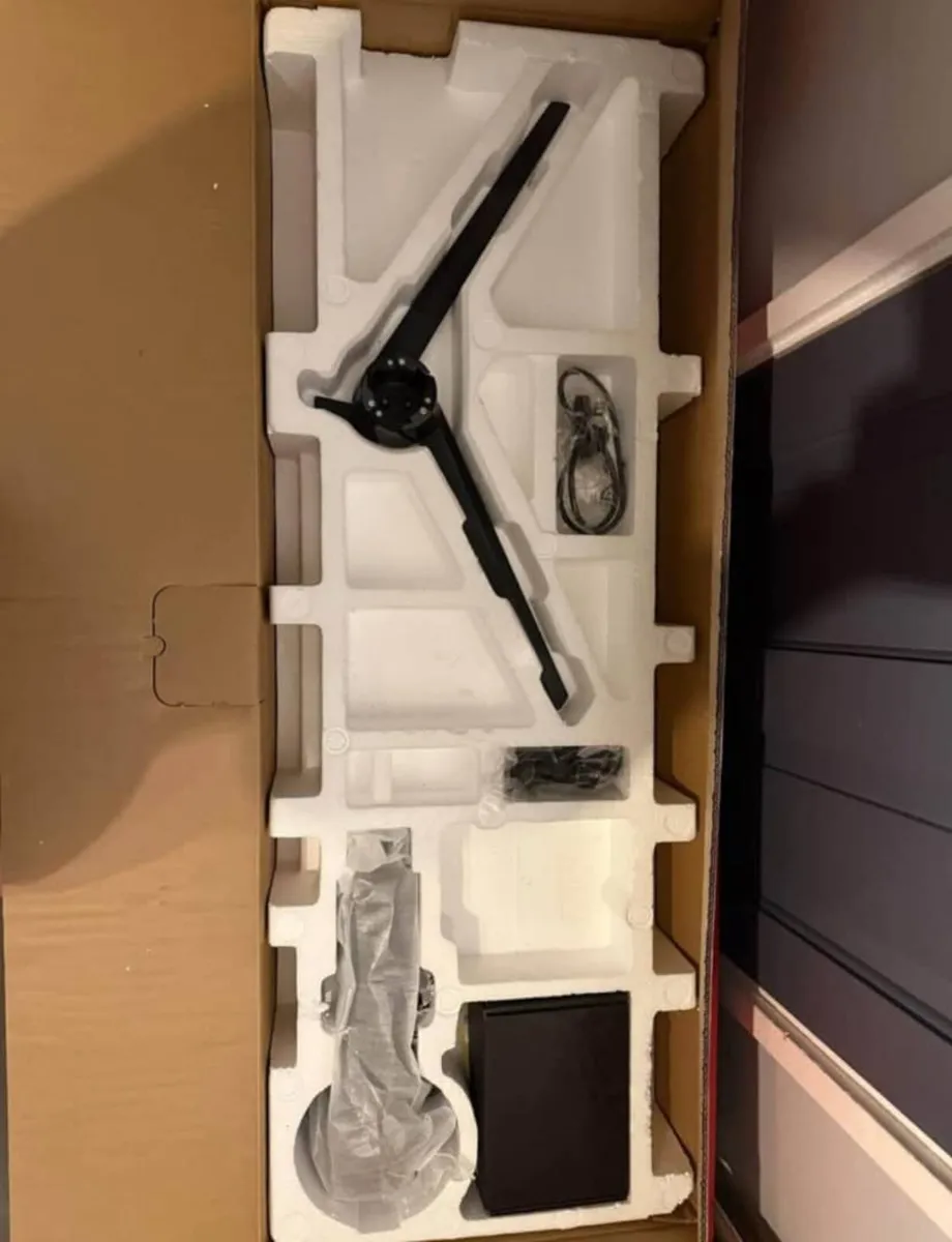 Asus ROG STRIX XG49V 49” curved gaming monitor 144 - Image 2