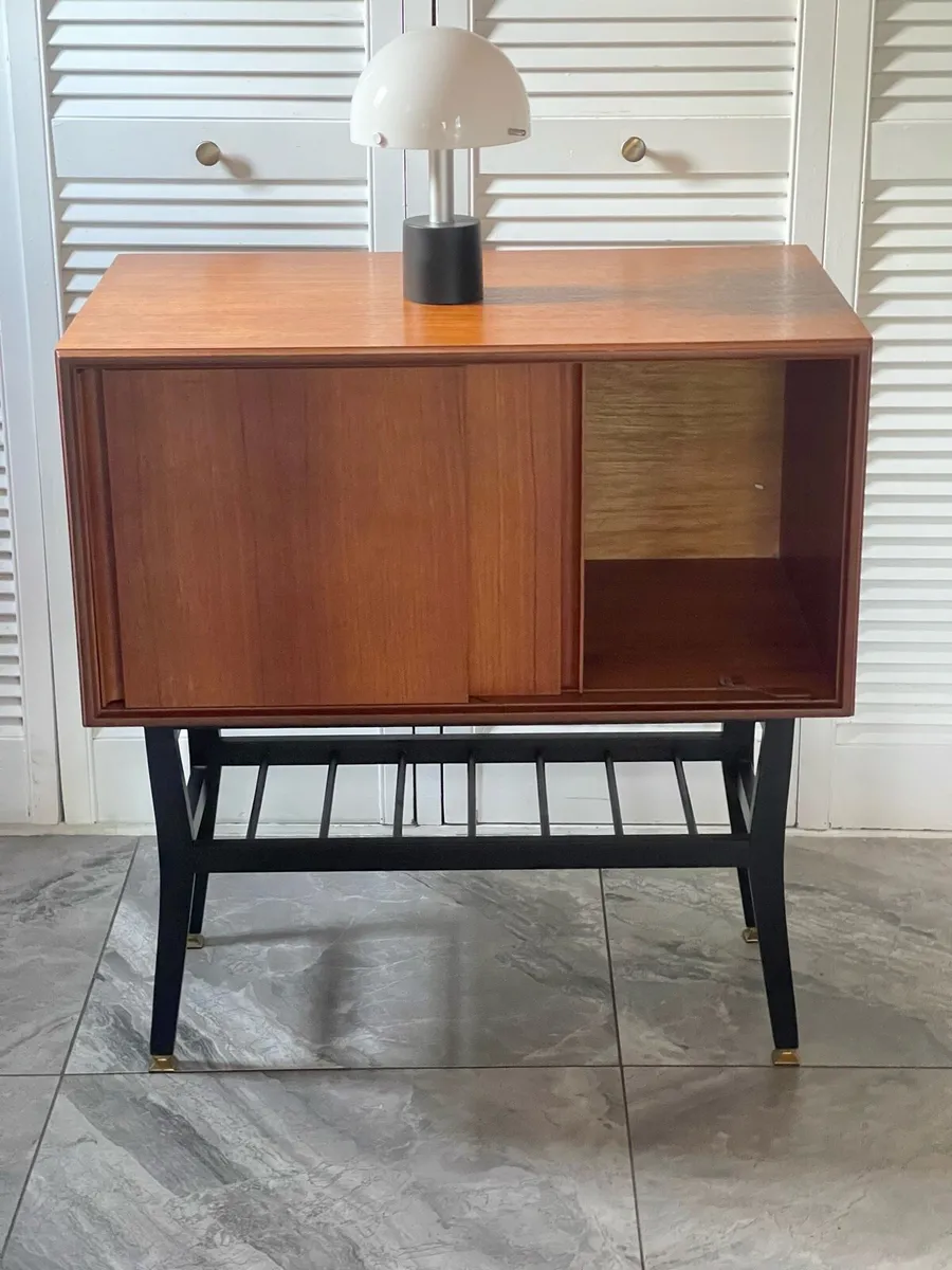 Mid century G Plan media chest - Image 2