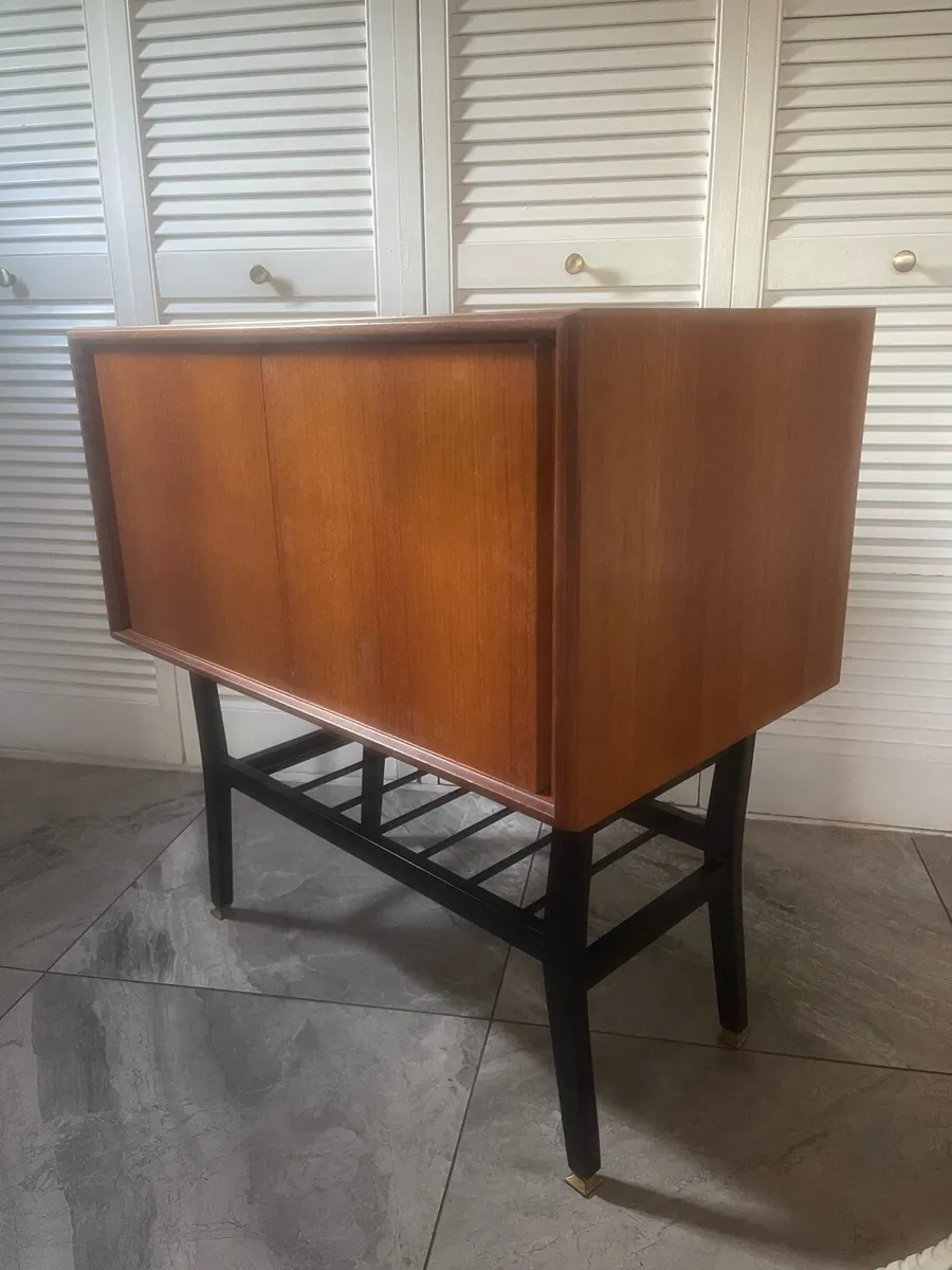 Mid century G Plan media chest - Image 3