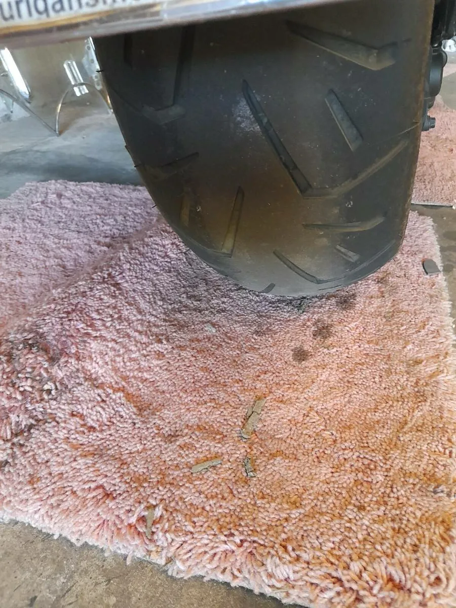 Motorbike - Image 4