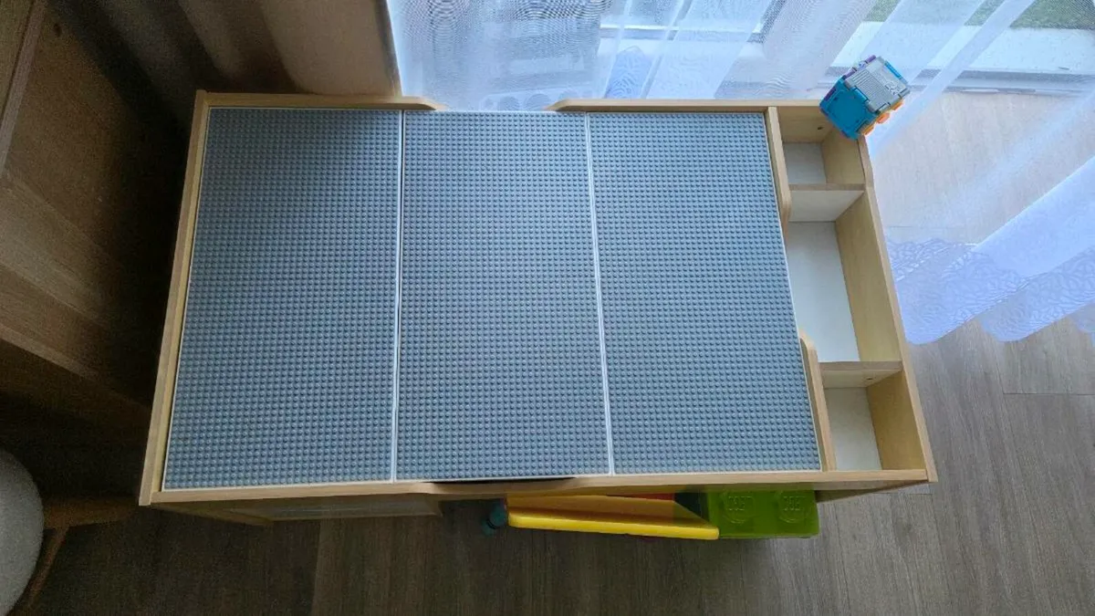 Lego Table - Image 3