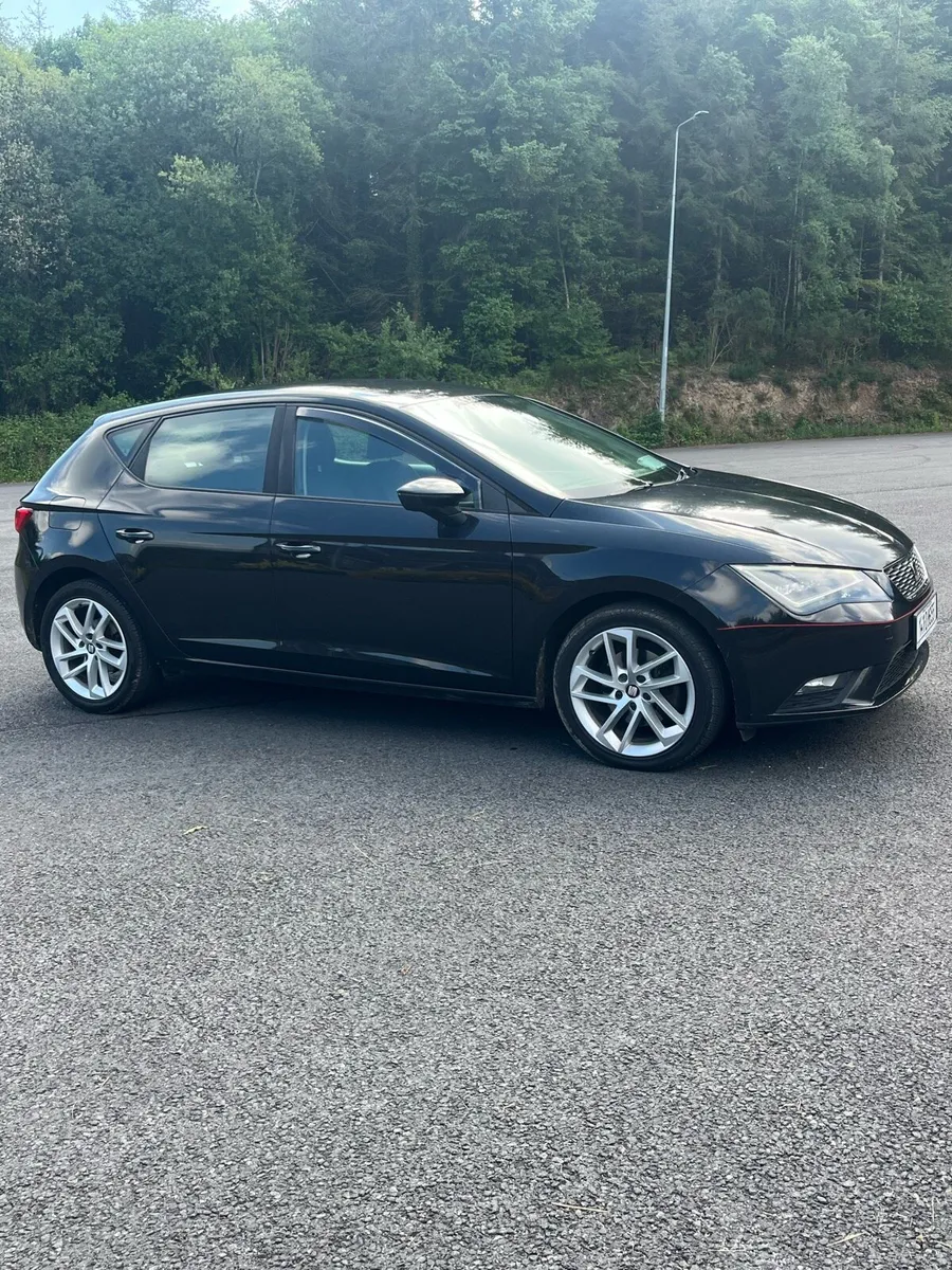Seat Leon se 90hp very clean - Image 2