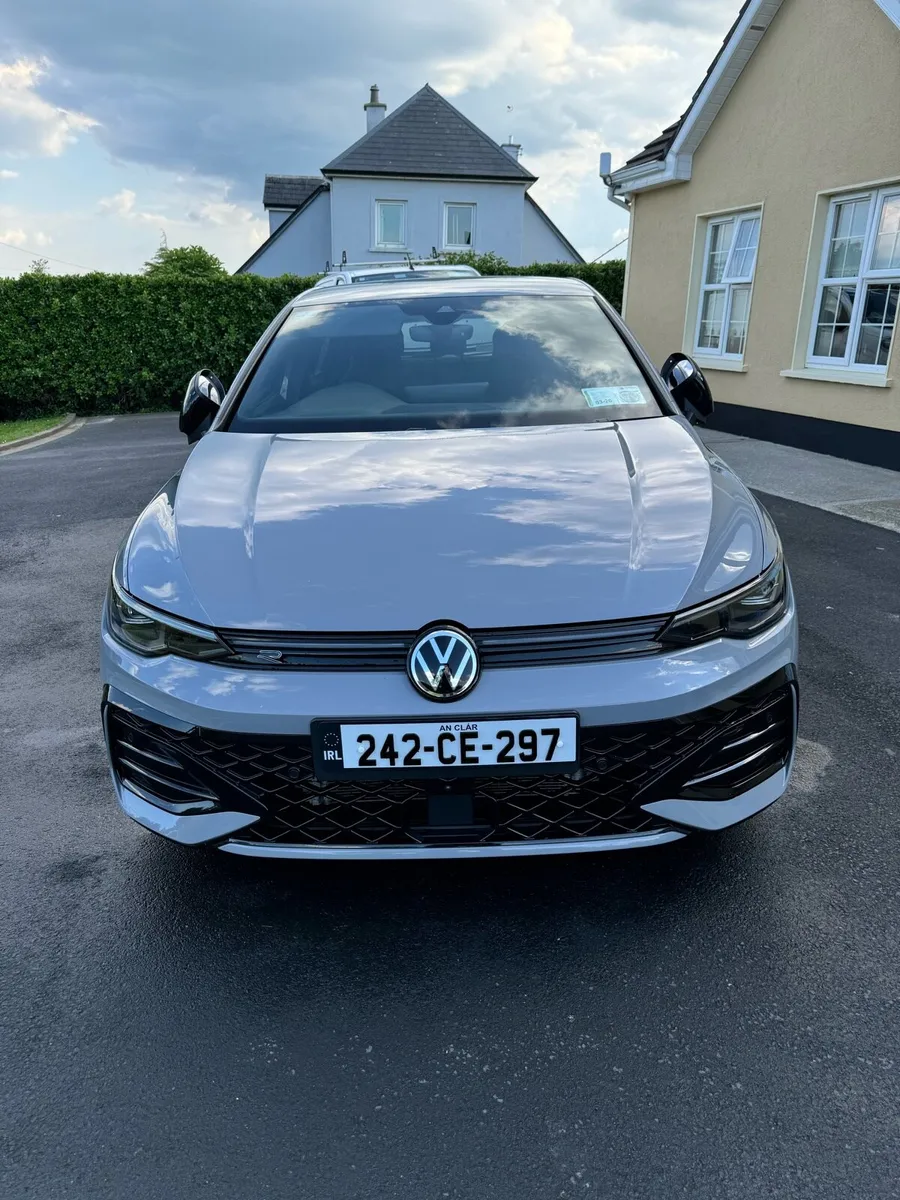 2024(242) VW golf R line 150BHP 1.5 Manual Petrol - Image 1
