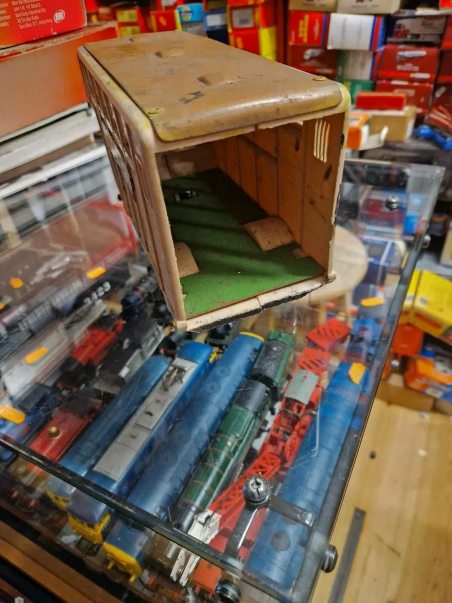 Corgi Triang Livestock Truck - Image 4