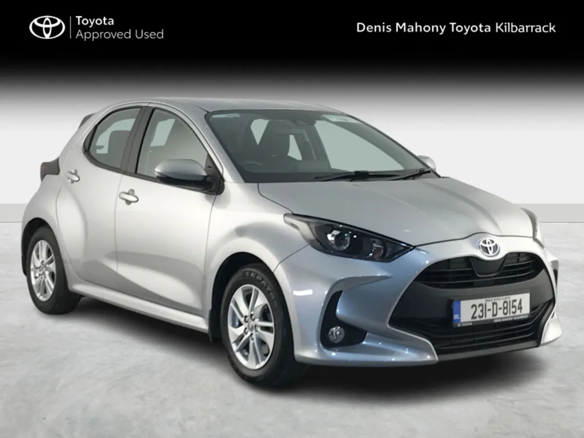 Toyota Yaris YARIS 1.5 HYBRID LUNA - Image 1