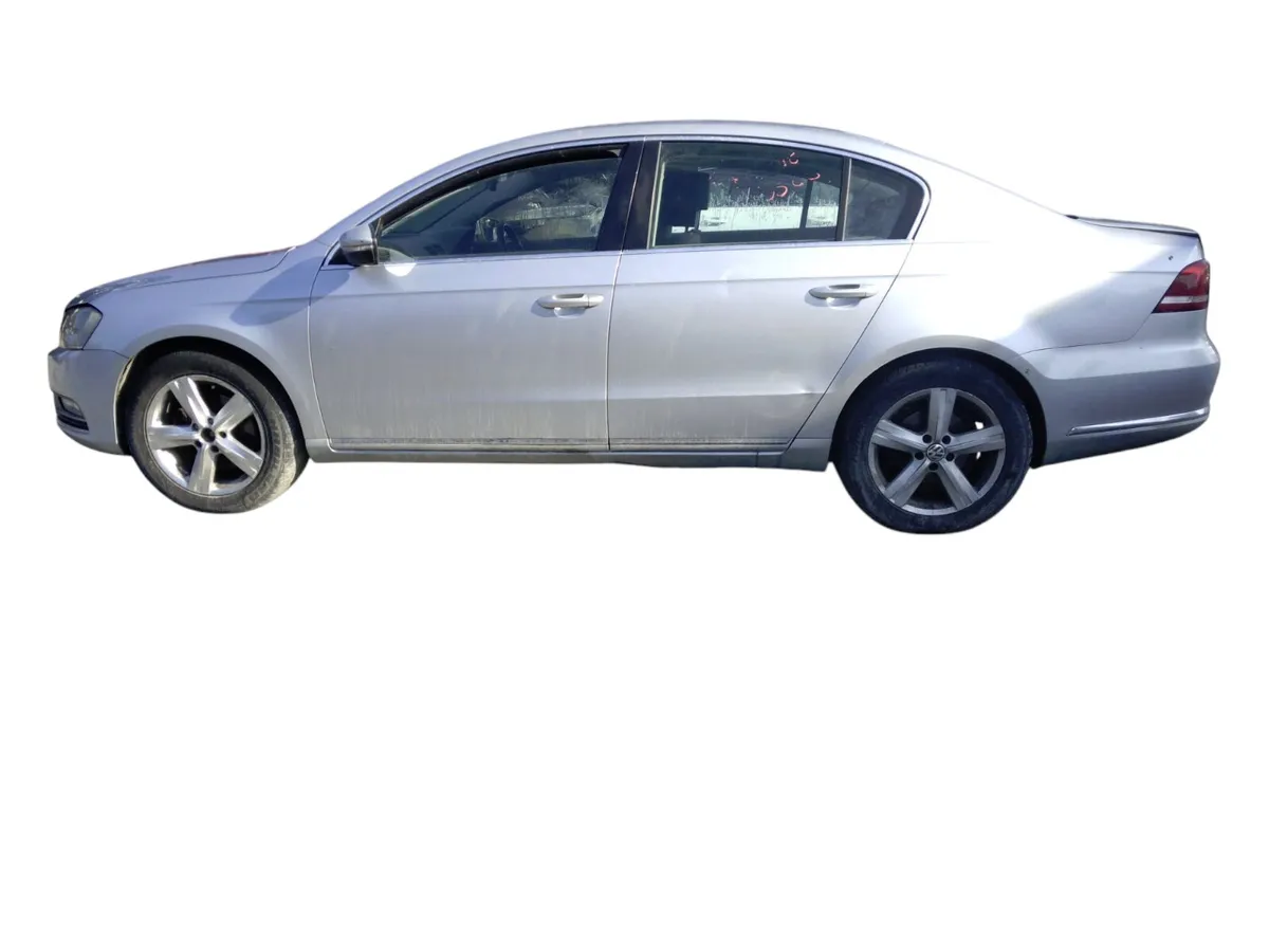 2012 VOLKSWAGEN PASSAT For Breaking/Dismantling - Image 3