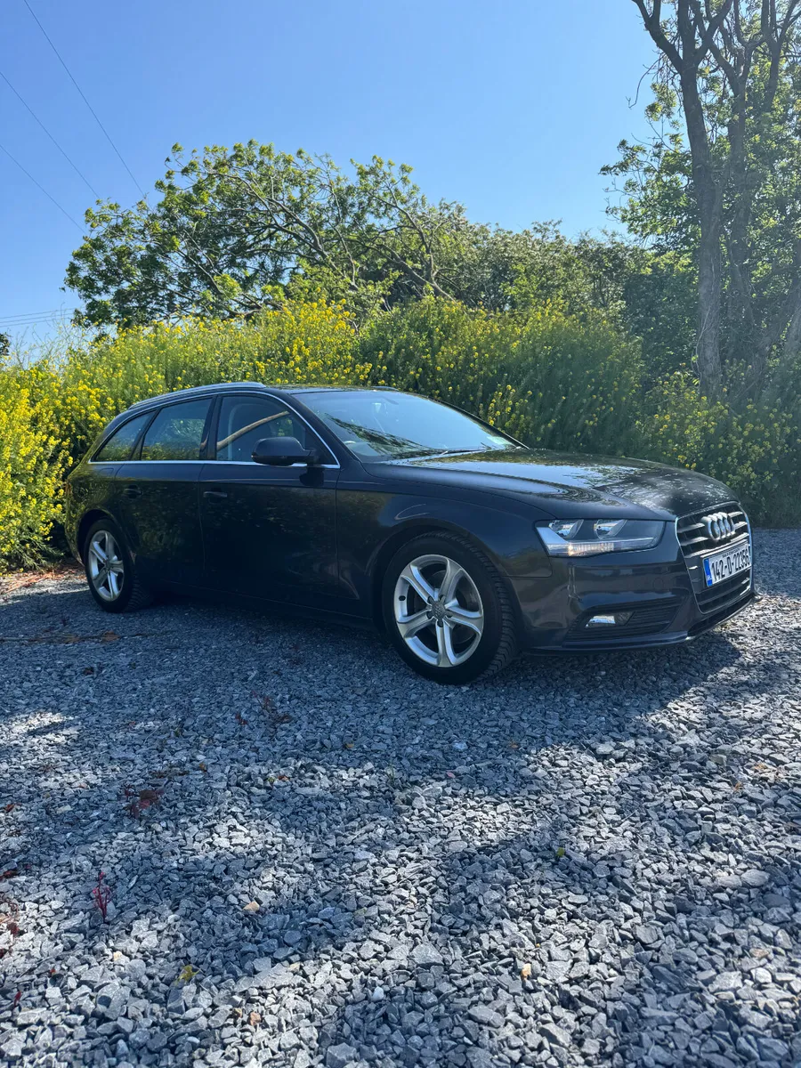 142 Audi A4 Avant2.0L TDI.. NCT 02/26 - Image 1