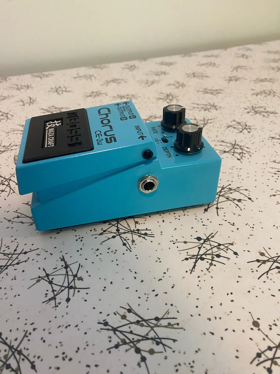 Boss CE-2w Waza Chorus Pedal - Image 2