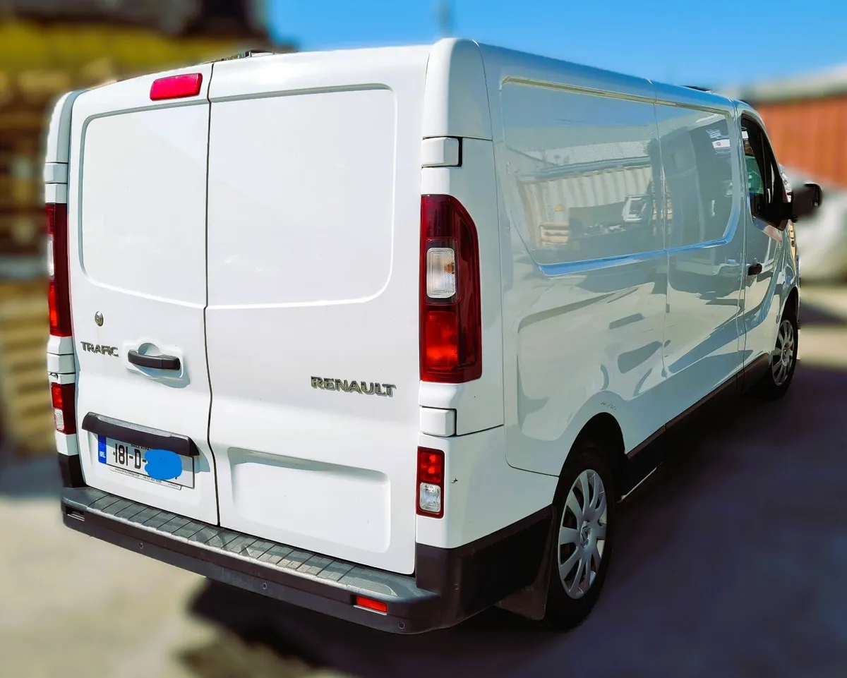 Renault Trafic 2018 - Image 2