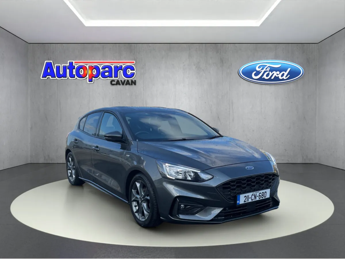 Ford Focus ST-LINE EDITION 5DR 1.5 TD 120 M6 - Image 1