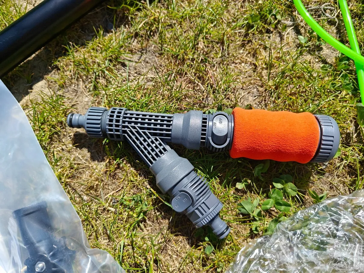 Window & Solar Panel Cleaning Brush Set - Image 4