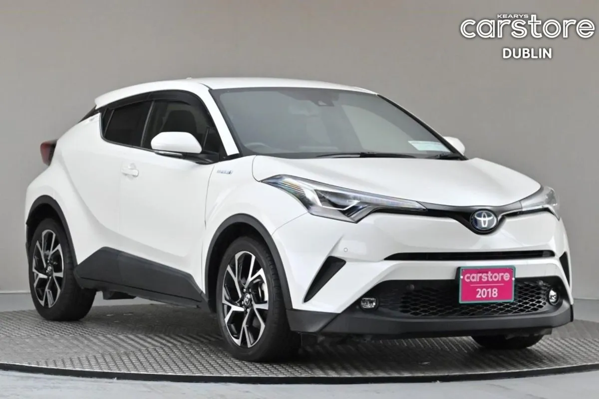 Toyota C-HR 1.8 Hybrid  half Leather reverse Cam - Image 1