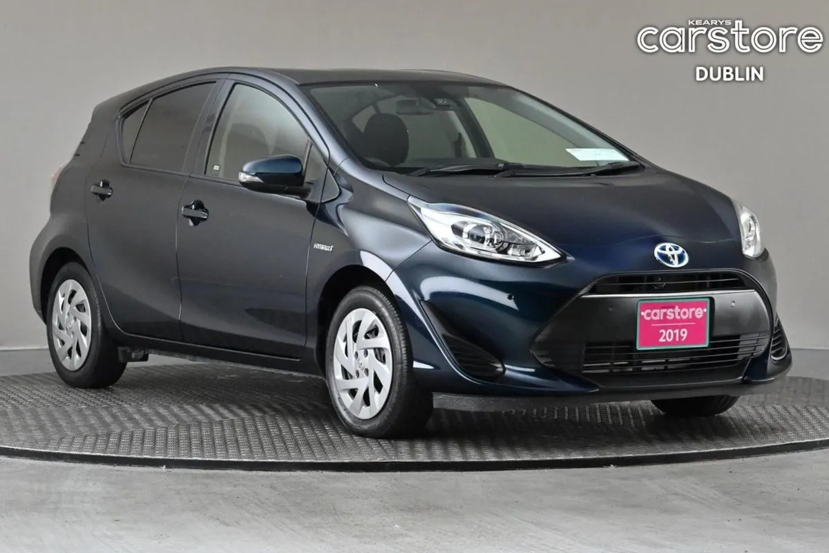 Toyota Aqua 1.5 Vvt-i Hybrid  2tone Interior andr - Image 1
