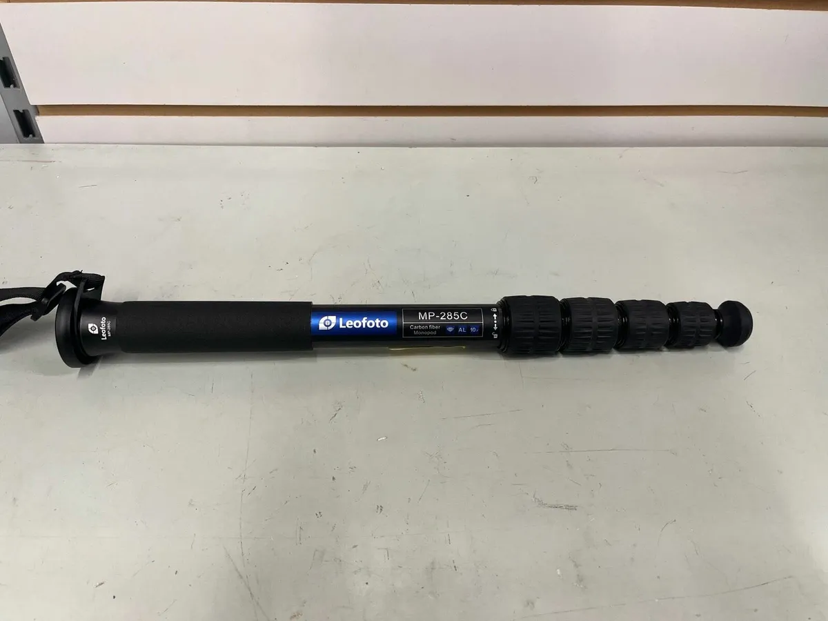 Leofoto Carbon Fibre Monopod - Image 2