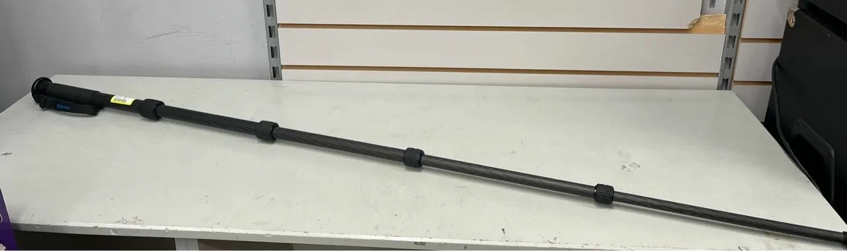 Leofoto Carbon Fibre Monopod - Image 3