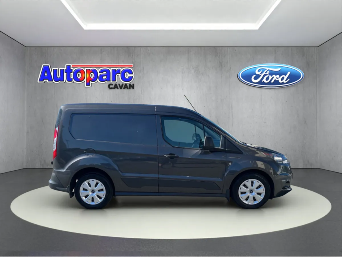 Ford Transit Connect CONNECTTREND SWB 1.5 TDCI 100 - Image 2