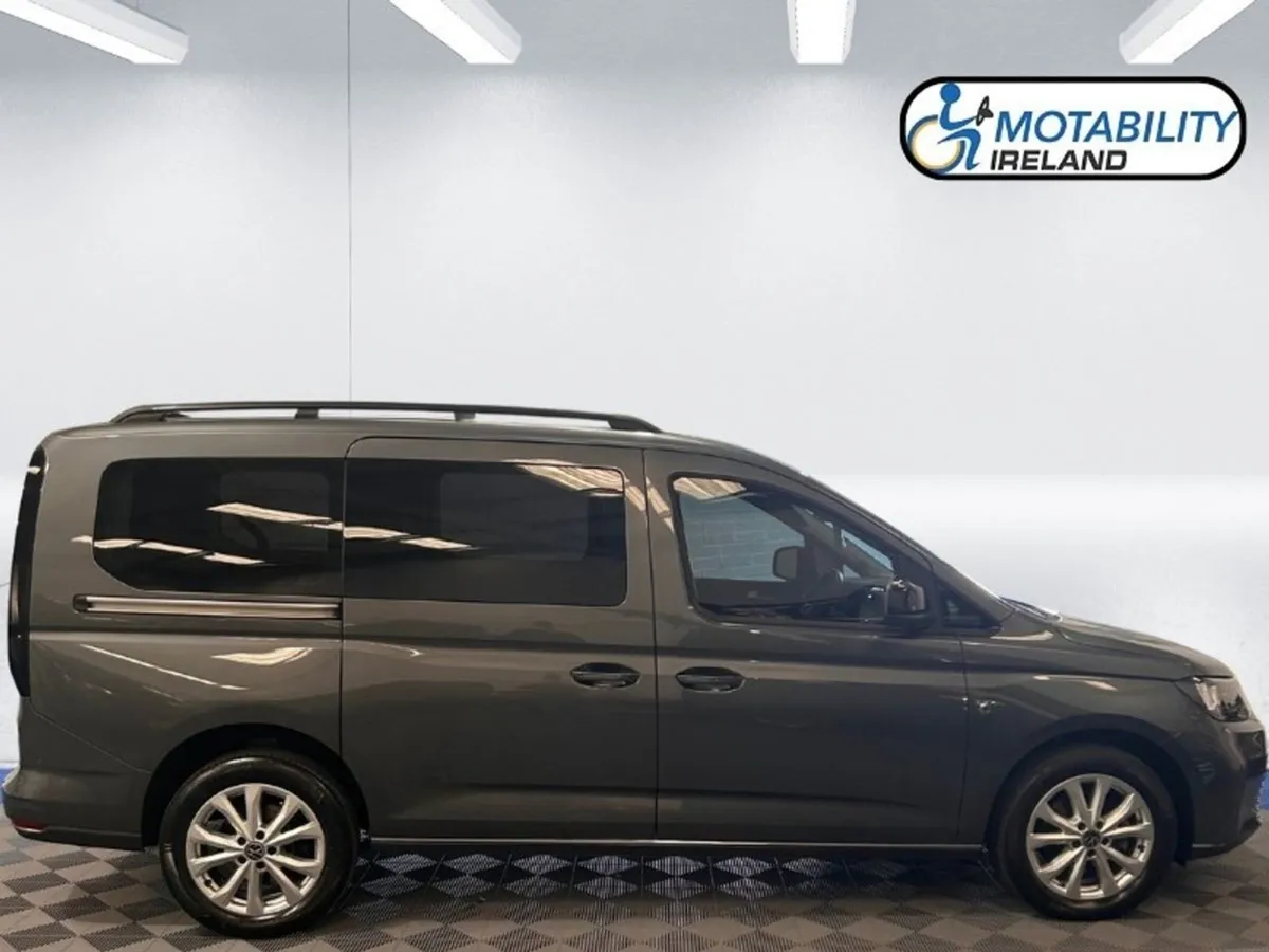 Volkswagen Caddy Wheelchair Accessible - Image 3