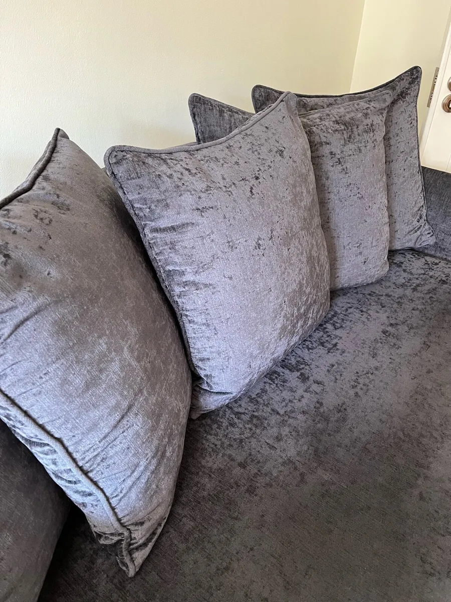 3 Seater Sofa - Image 2