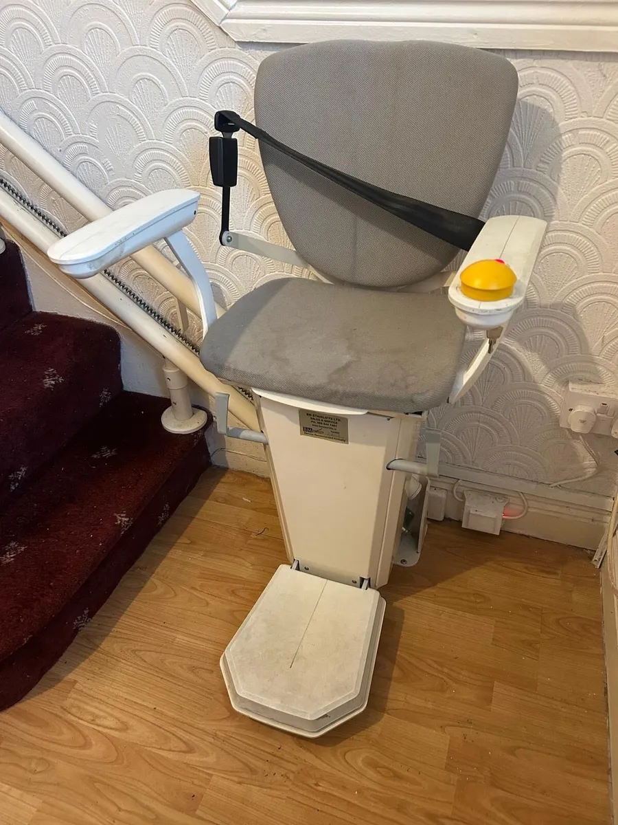 Stair lift - Image 2