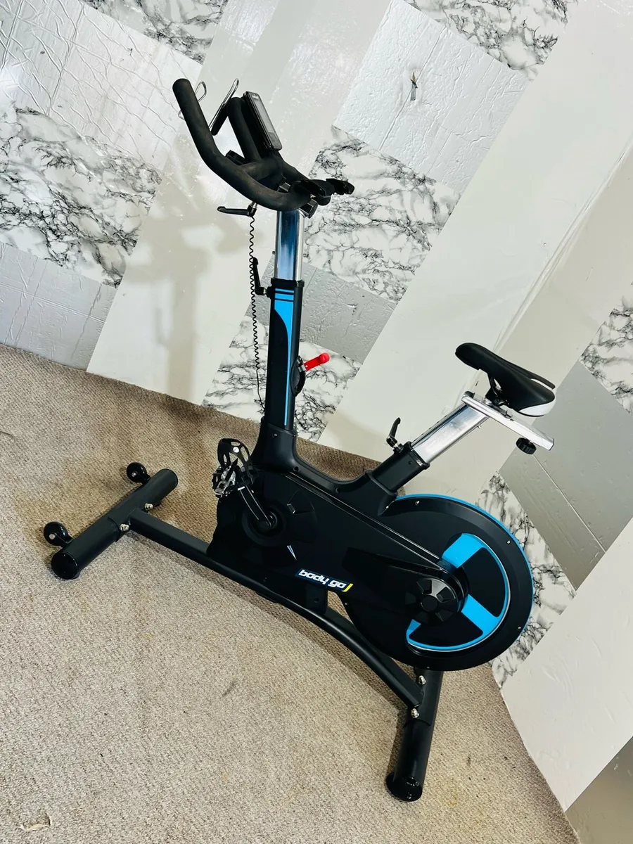 LARGE EXERCISE SPIN BIKE 20KG WHEEL GREAT CONDTION - Image 2