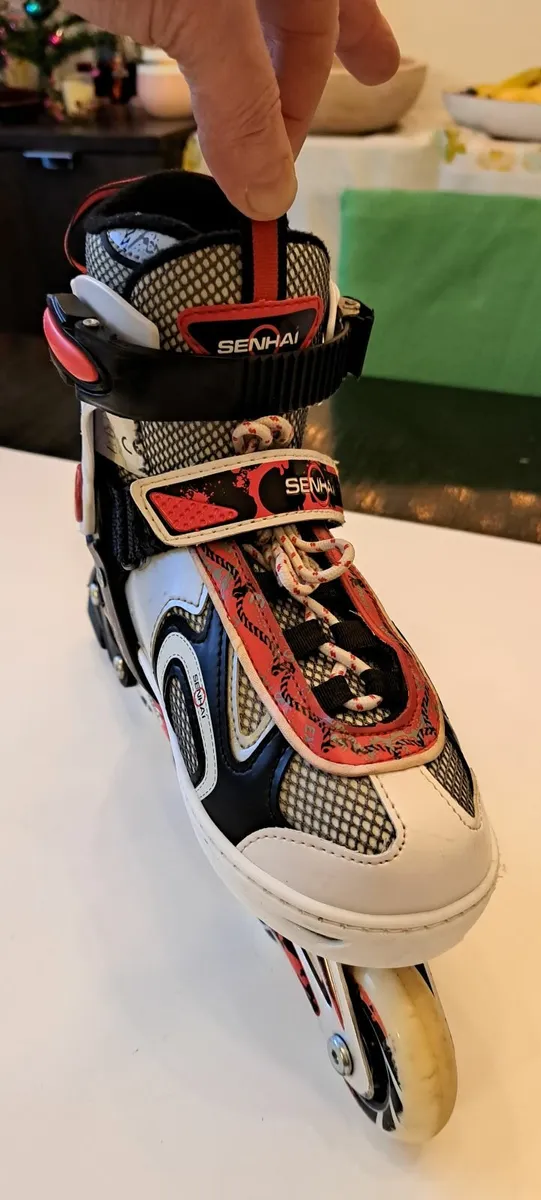 Adjustable Kids Inline  Skates (size EU 33-36) - Image 3