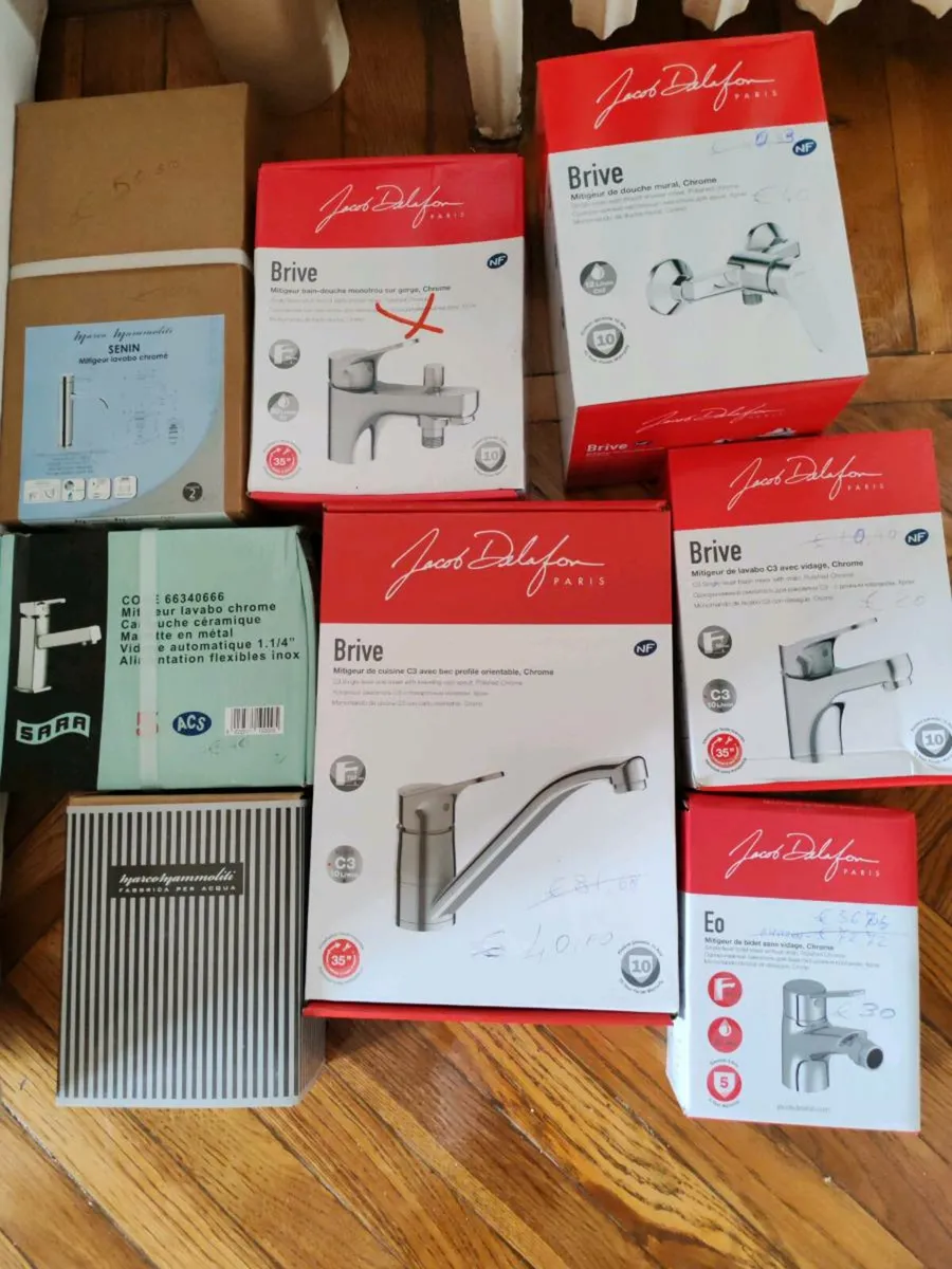 taps mixers shower bathroom kitchen - Image 1