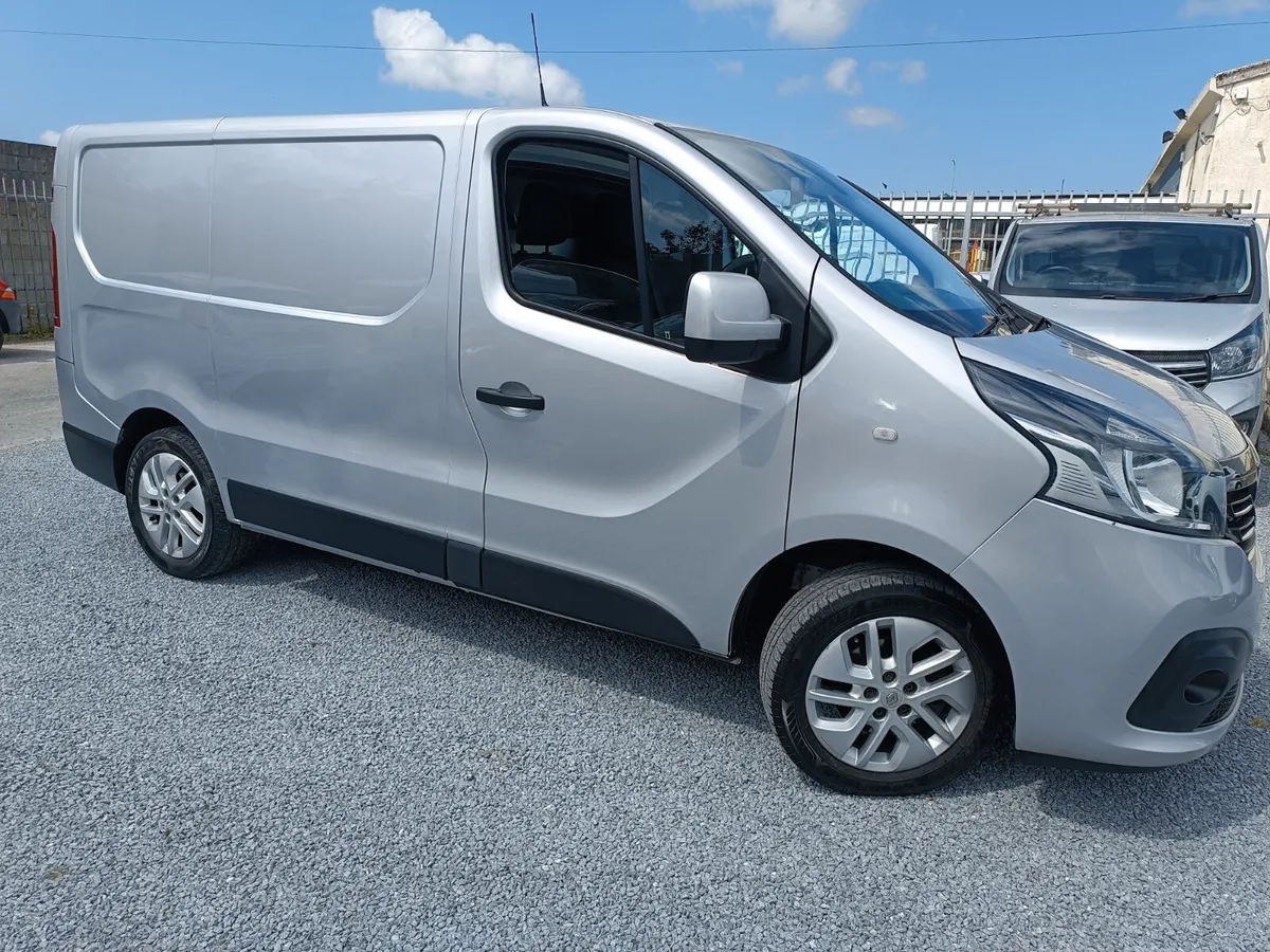 2015 Renault Trafic 1.6 DCI sport 120bhp - Image 2